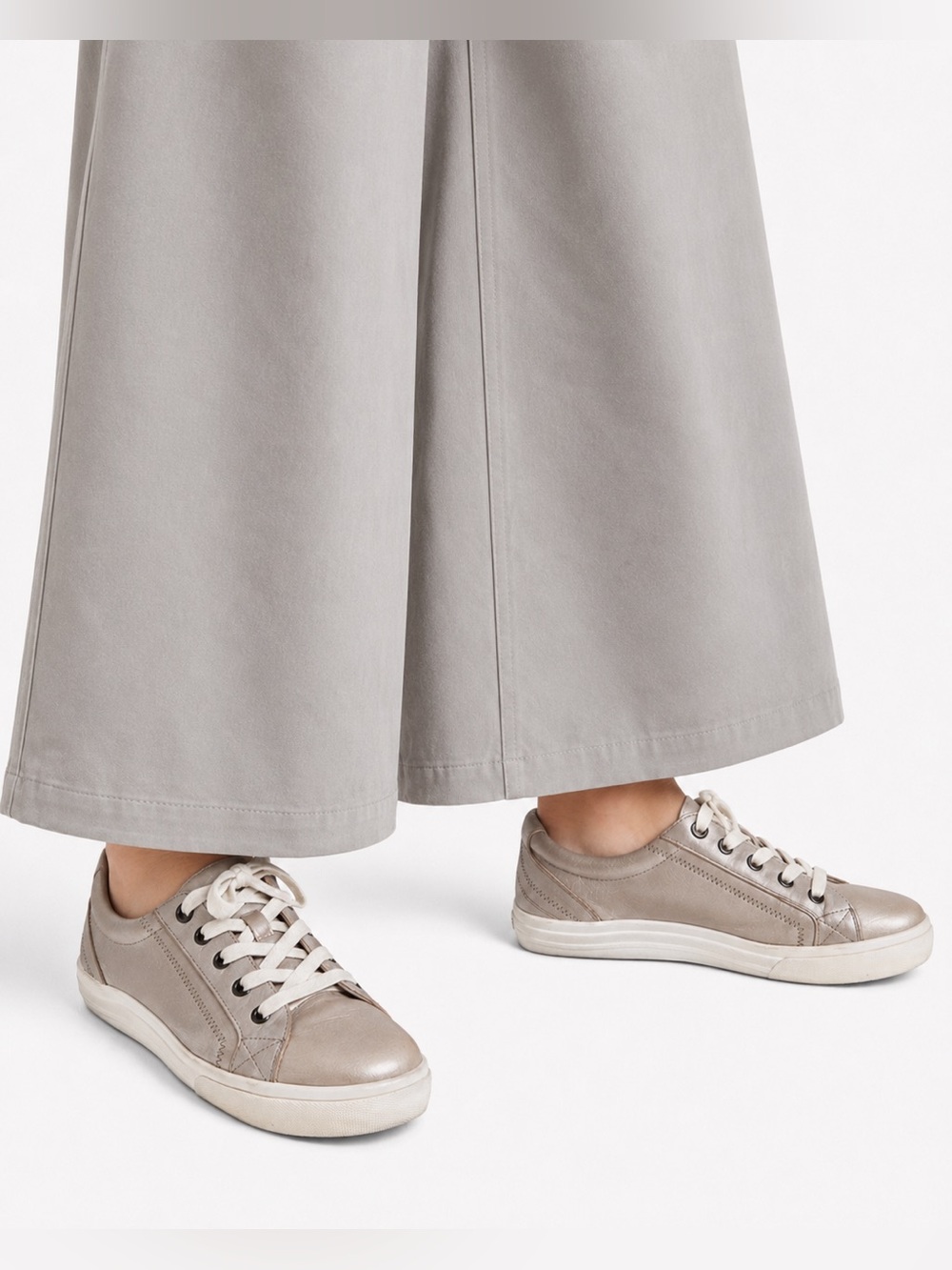 Taos Plim Soul Lux Women’s 10 Wide Metallic Taupe Leather Comfort Sneakers